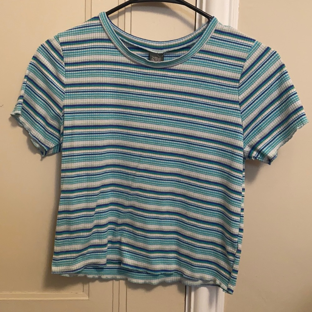 blue stripe crop top tee
